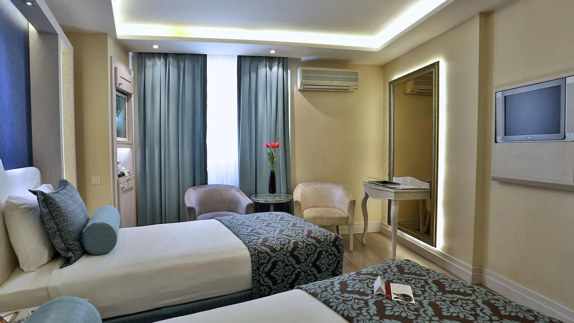 Zurich Hotel Estambul Turquía
