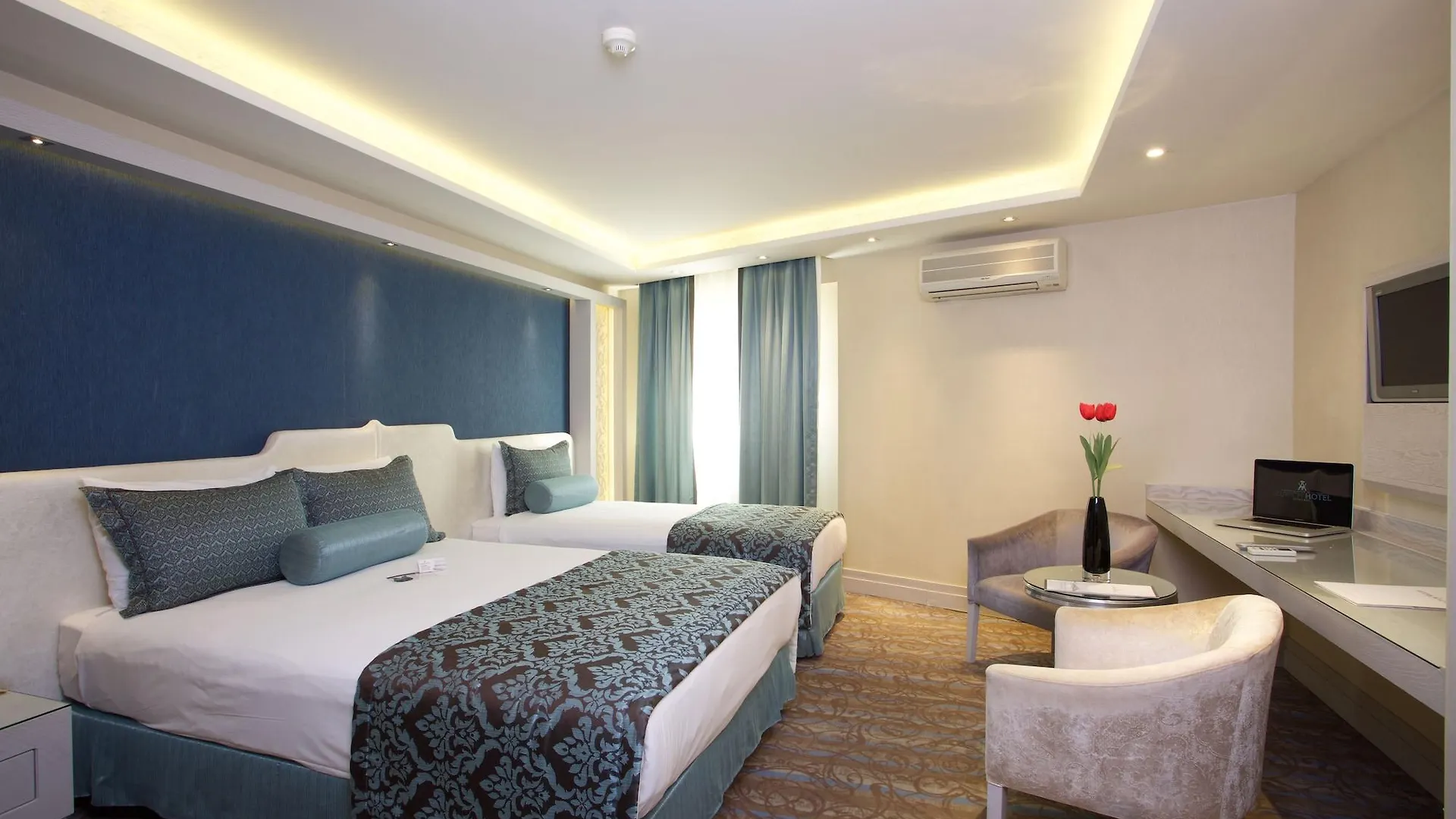 Zurich Hotel Estambul