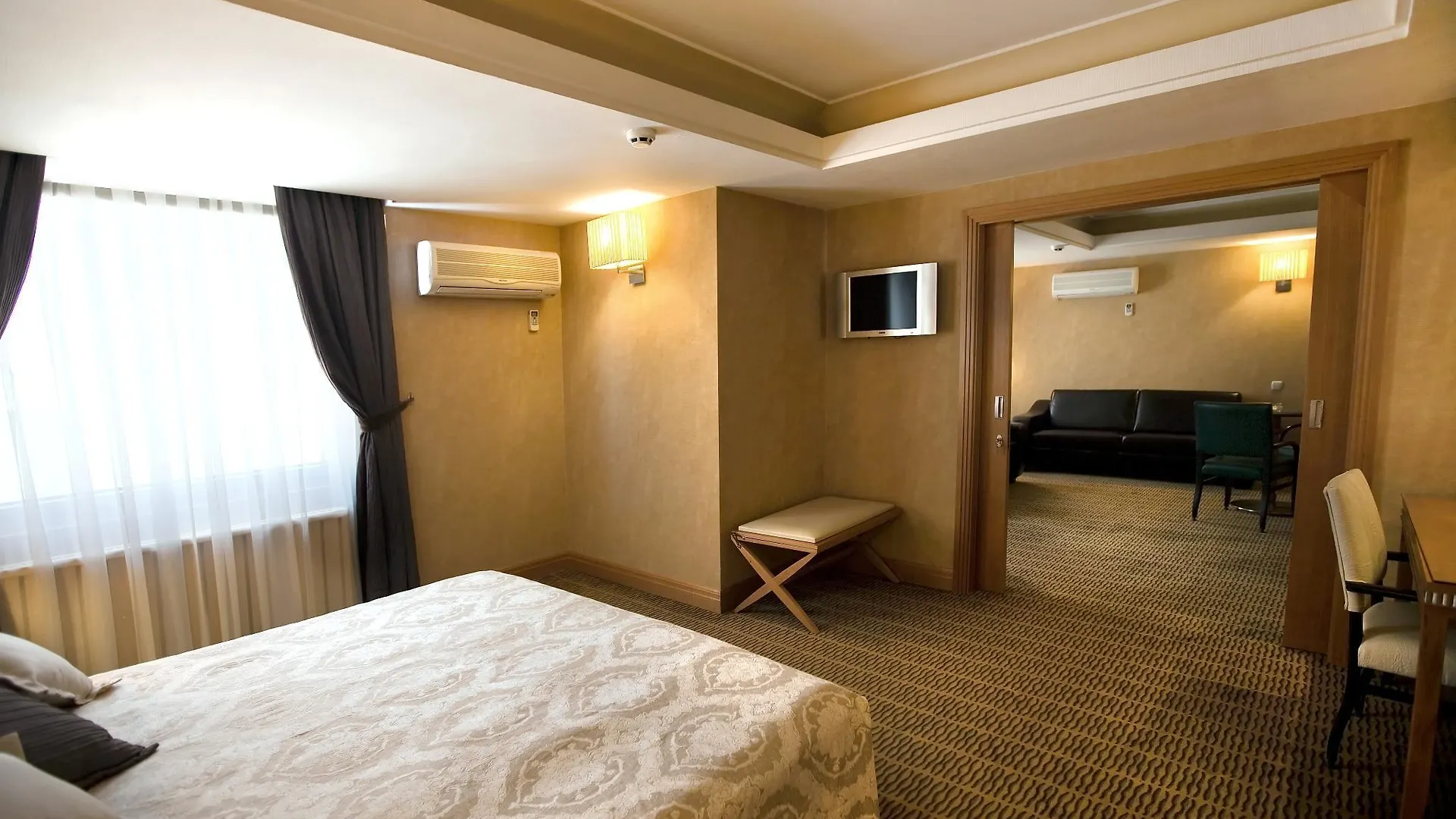 Zurich Hotel Estambul 4*,  Turquía