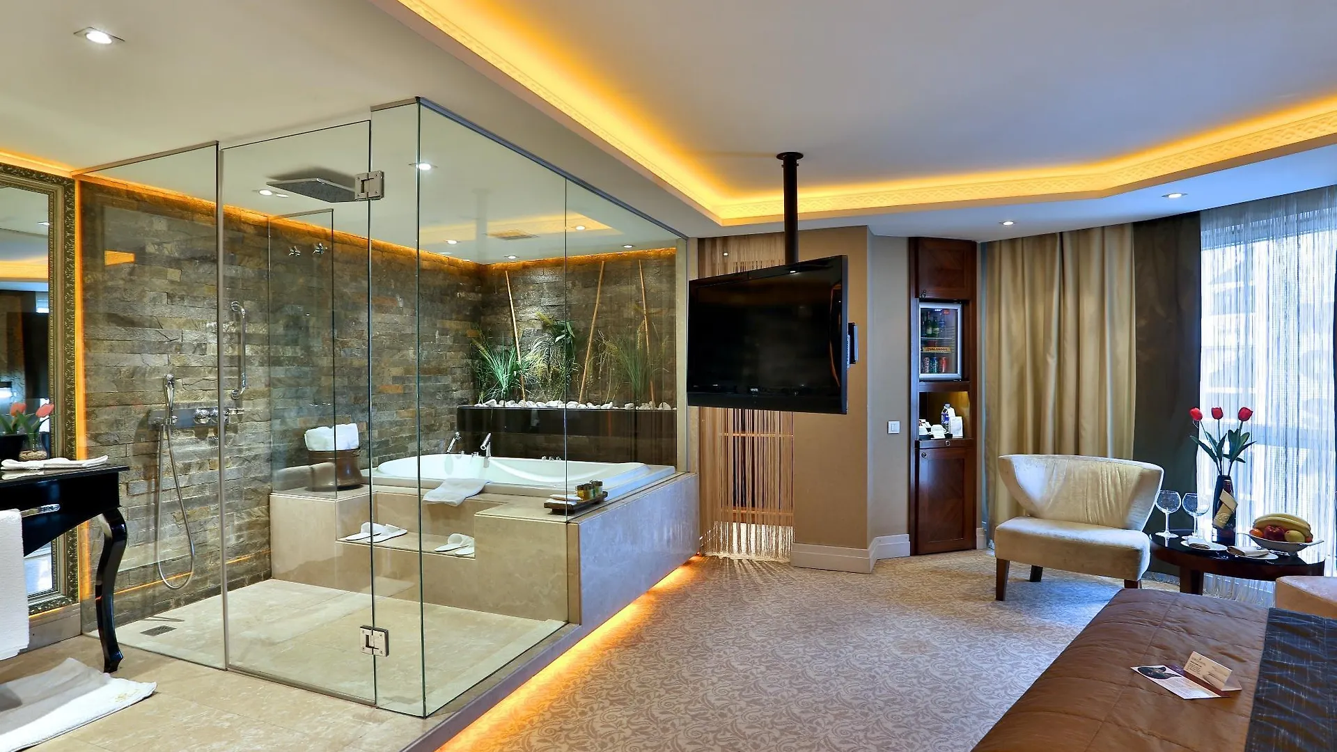 Zurich Hotel Estambul 4*,