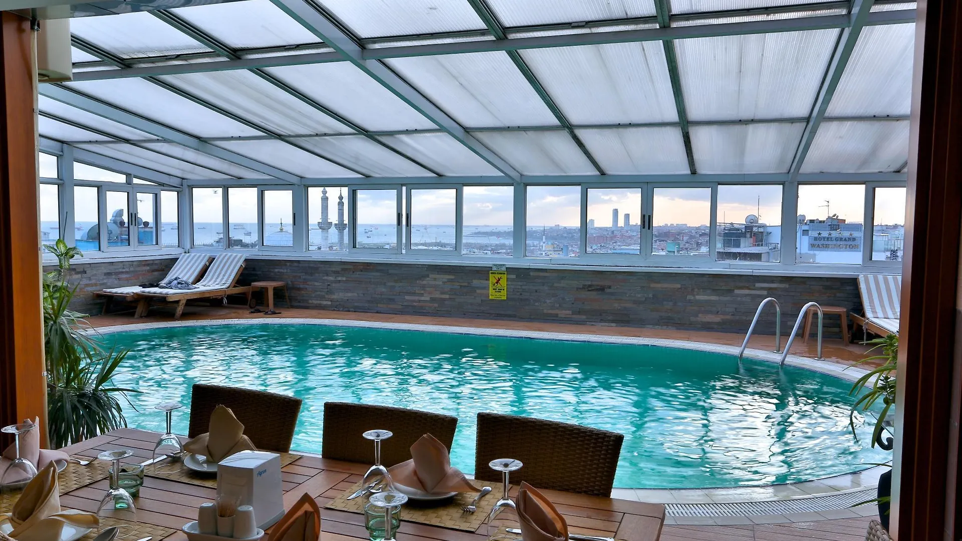 Zurich Hotel Estambul